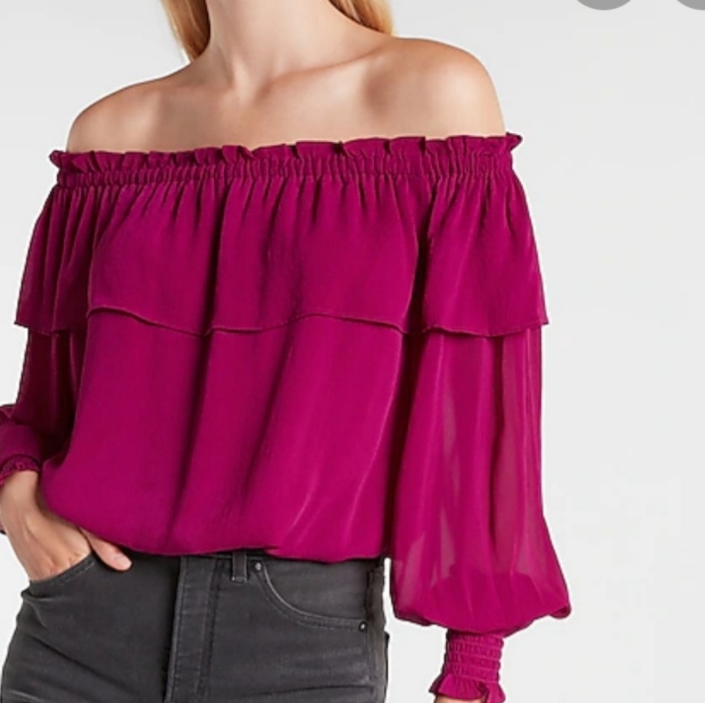 NWT  Off The Shoulder Express Top